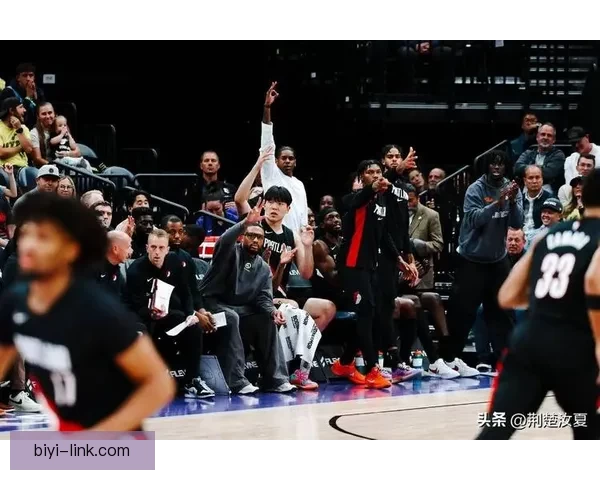 开拓者迎战快船杨瀚森能否出场小卡力争三连胜